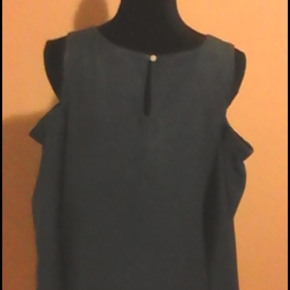 Cold shoulder denim dress - Picture 5 of 6